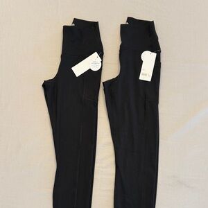 Brand New Yogalicious Pocket Black High-Waisted Ankle Tight Leggings size XS